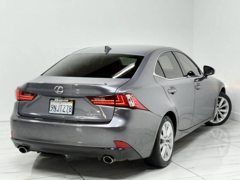 2016 Lexus IS 200t