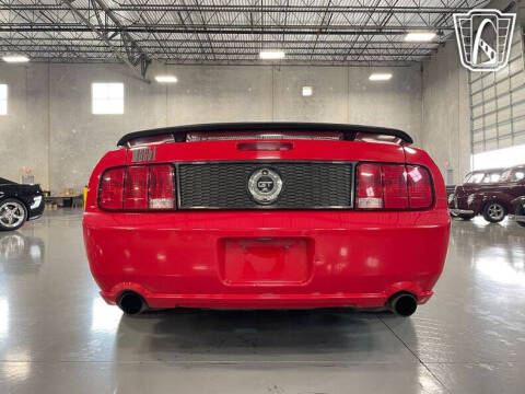 2005 Ford Mustang