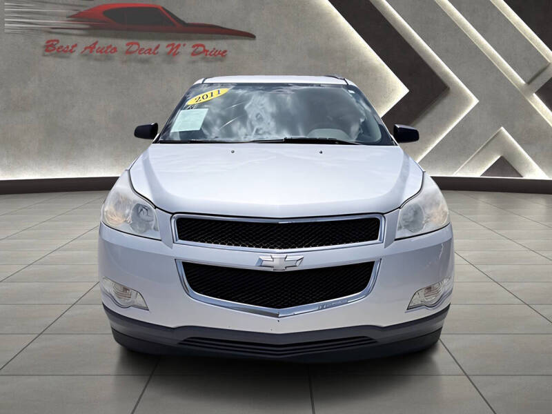 2011 Chevrolet Traverse LS