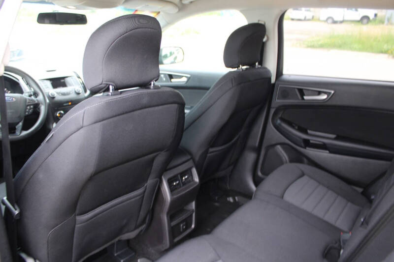 2018 Ford Edge SE