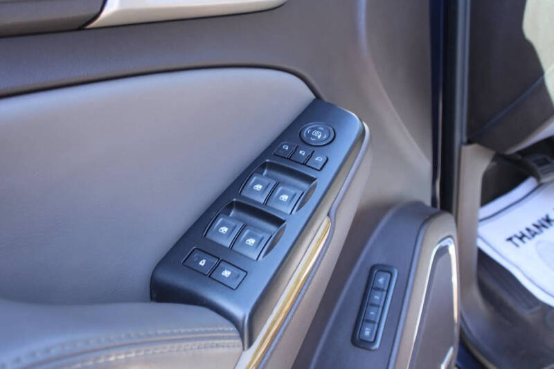 2017 GMC Yukon XL Denali