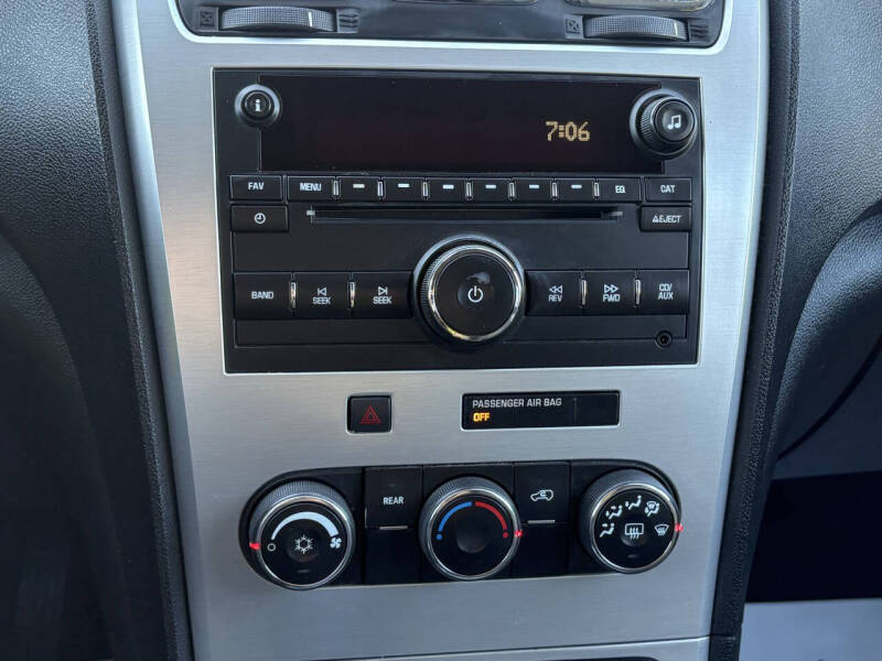 2011 GMC Acadia SLE