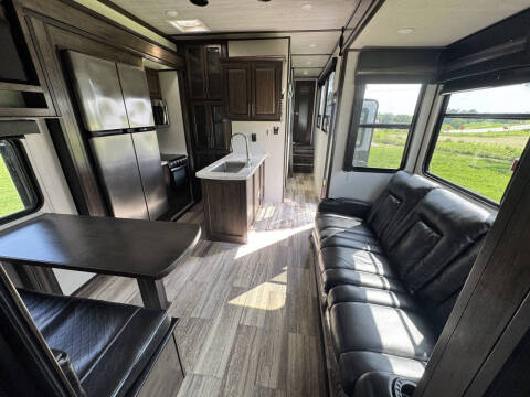 2021 Dutchmen Voltage