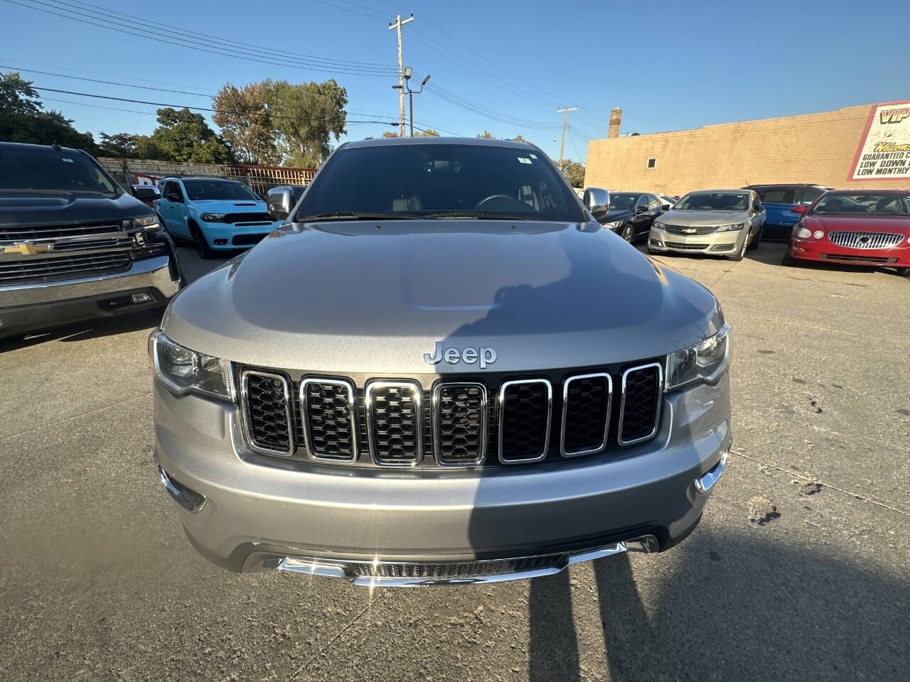 2017 Jeep Grand Cherokee for sale at VIP Motor Sales in Hazel Park, MI