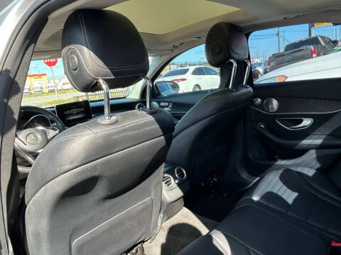 2016 Mercedes-Benz C-Class