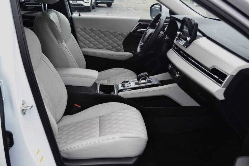 2024 Mitsubishi Outlander SEL