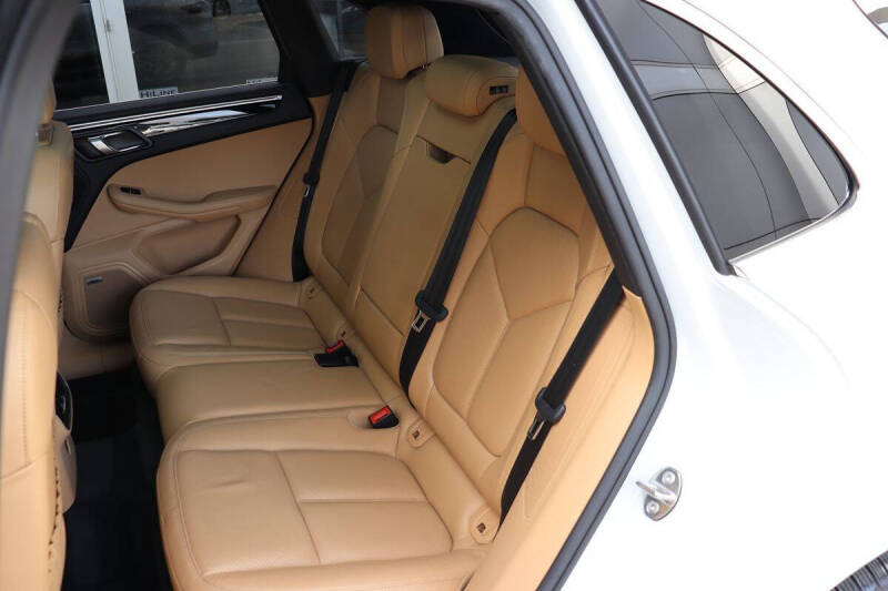 2017 Porsche Macan S