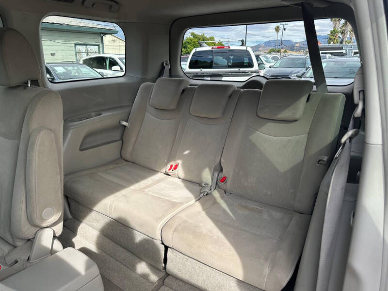 2017 Nissan Quest SV