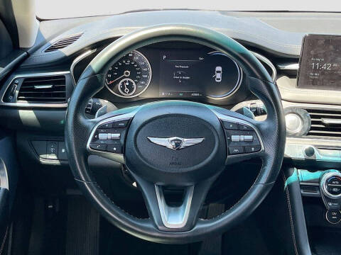 2023 Genesis G70