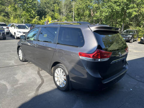 2013 Toyota Sienna Limited 7-Passenger