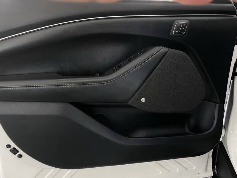 2021 Ford Mustang Mach-E Premium