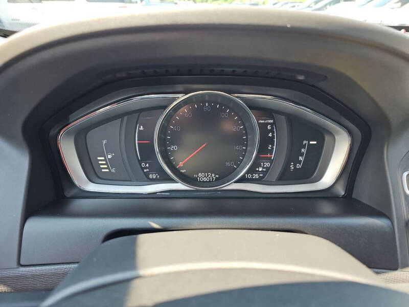 2016 Volvo XC60 T5 Drive-E Premier