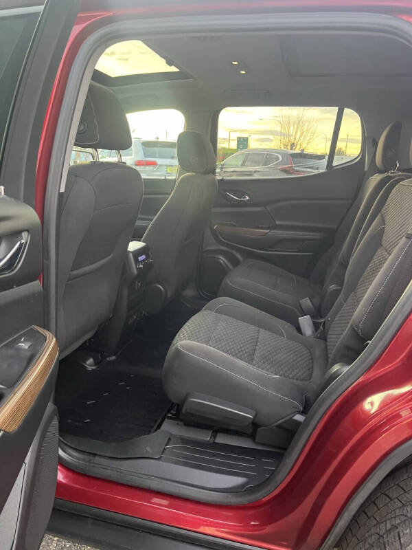 2019 GMC Acadia SLE-2