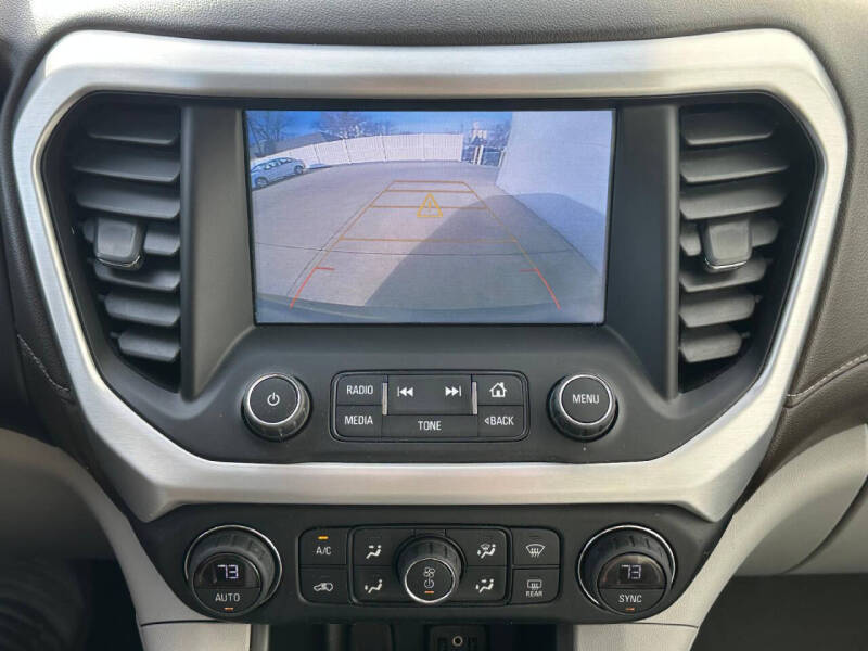 2019 GMC Acadia SLT-1