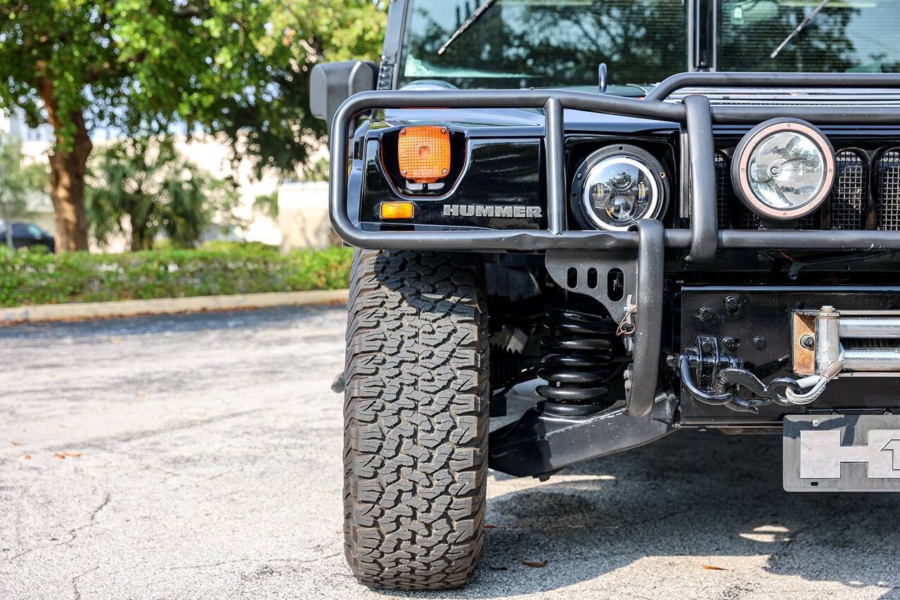 2004 HUMMER H1 19