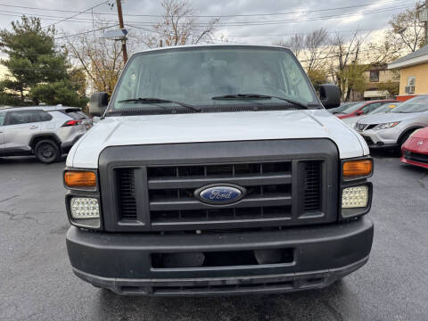 2009 Ford E-Series E-350 SD XLT