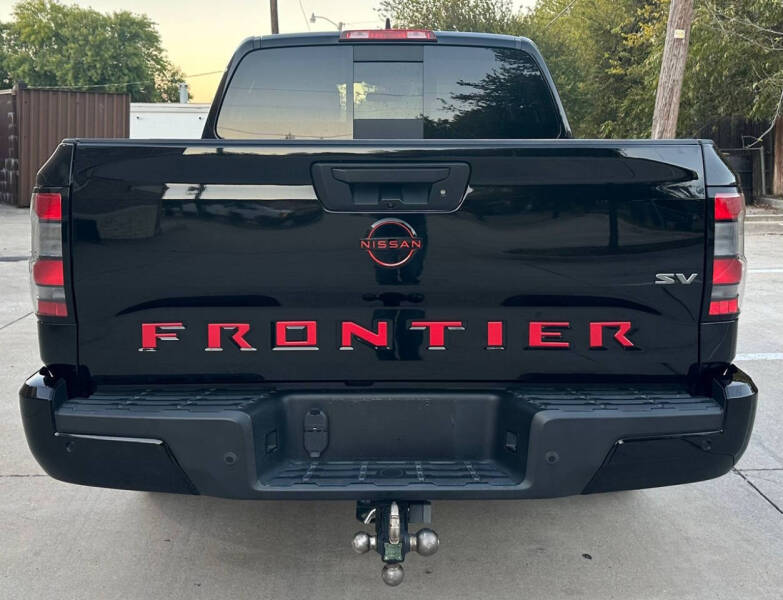 2023 Nissan Frontier SV