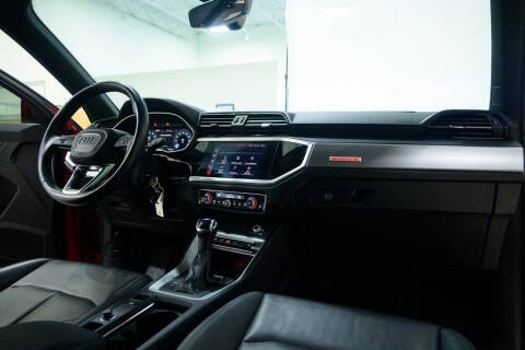 2022 Audi Q3 quattro S line Prem Plus 45 TFSI