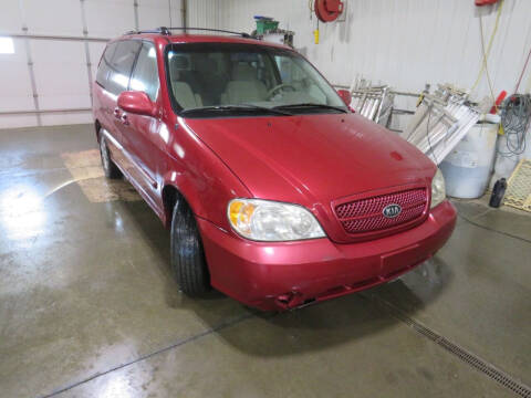 2005 Kia Sedona for sale at Grey Goose Motors in Pierre SD