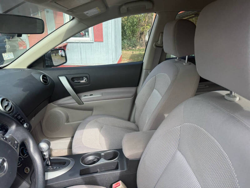 2011 Nissan Rogue SV