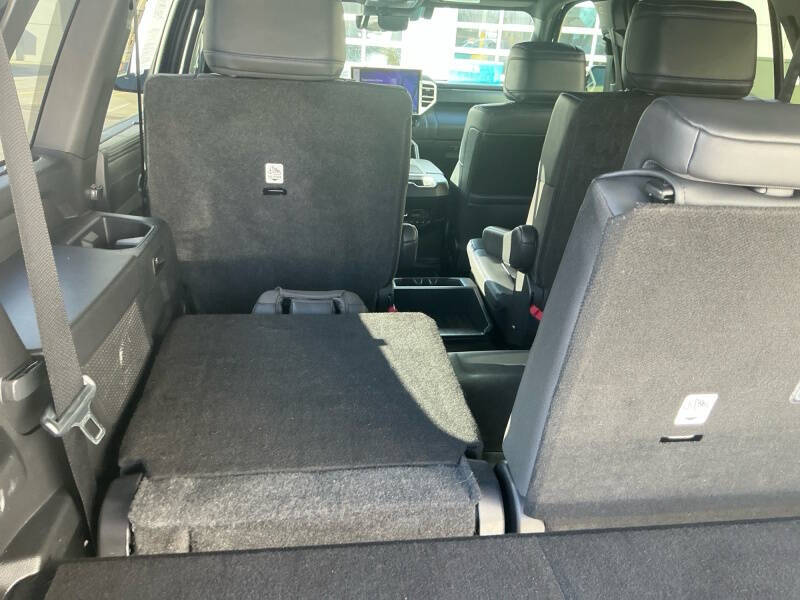 2024 Toyota Sequoia Platinum