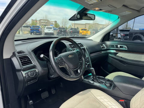 2016 Ford Explorer Platinum