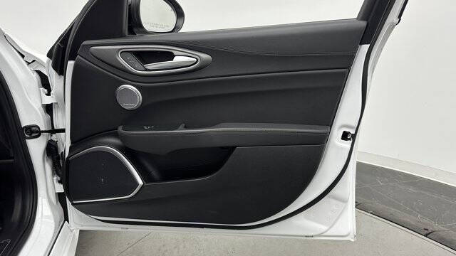 2022 Alfa Romeo Giulia Veloce