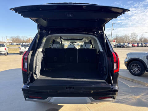 2025 Ford Expedition Platinum