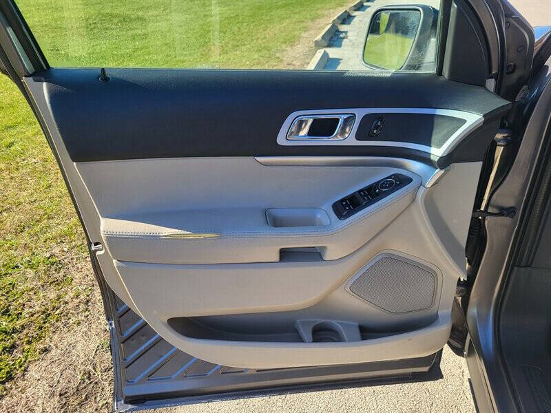 2011 Ford Explorer XLT