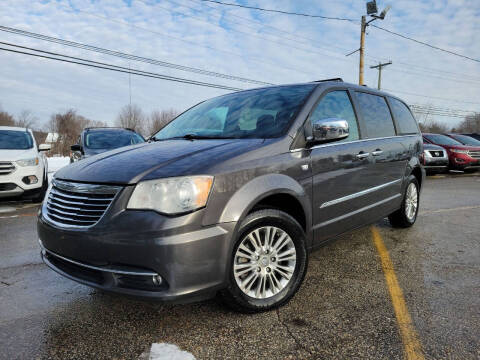 2014 Chrysler Town and Country 30th Anniversary