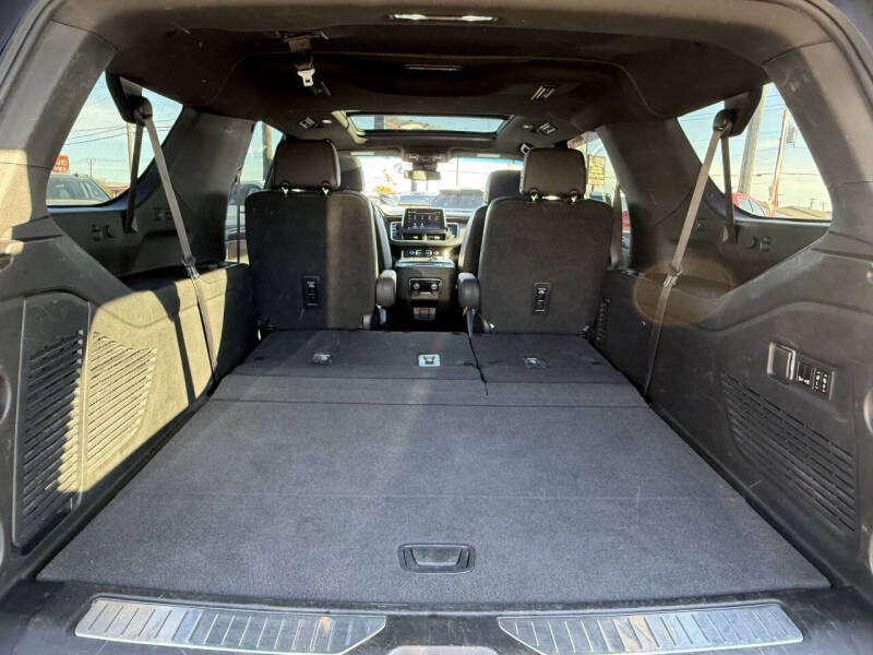 2023 Chevrolet Suburban Z71