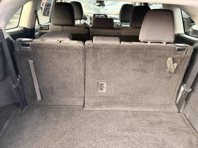 2021 Toyota Highlander L