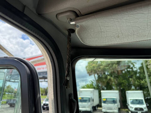 2018 Peterbilt 337