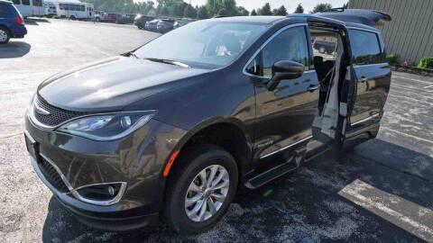 2019 Chrysler Pacifica Touring L
