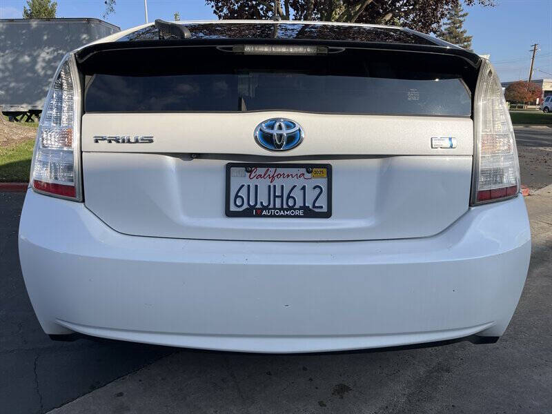 2011 Toyota Prius One