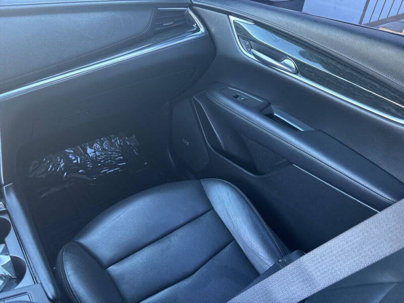 2020 Cadillac XT5 Premium Luxury