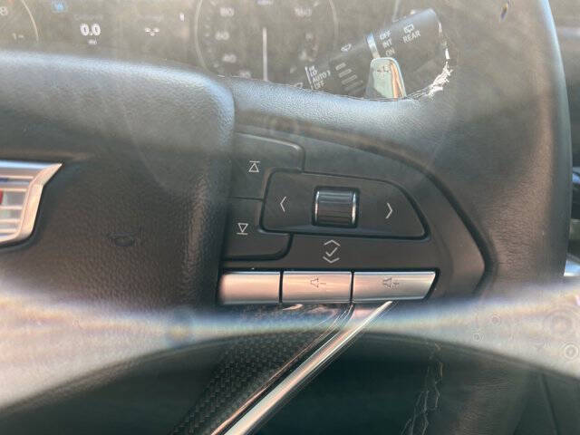 2025 Cadillac XT6 Sport