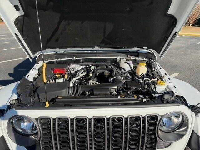 2025 Jeep Gladiator NightHawk