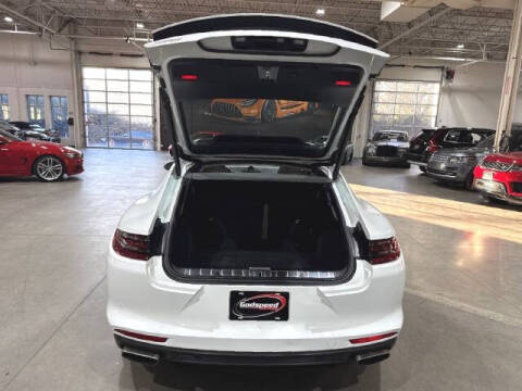 2017 Porsche Panamera