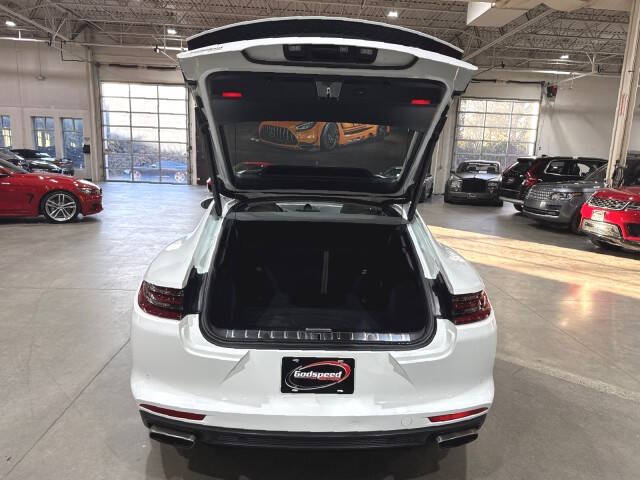 2017 Porsche Panamera