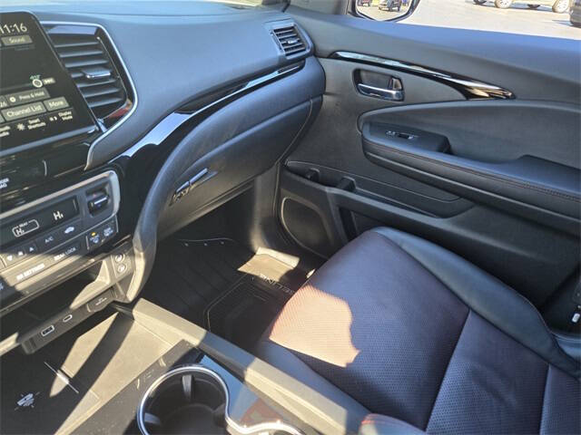 2025 Honda Ridgeline Black Edition