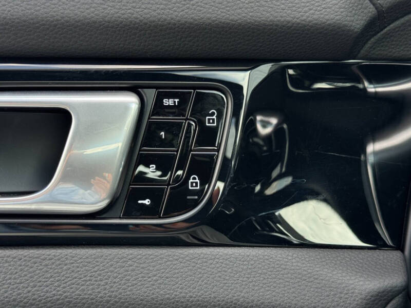 2021 Porsche Panamera 4S E-Hybrid