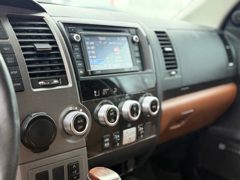 2016 Toyota Sequoia Platinum