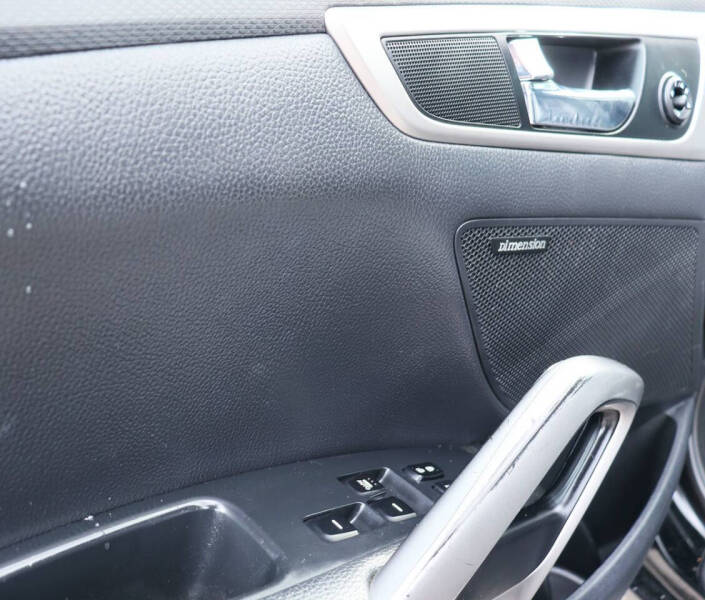 2016 Hyundai Veloster