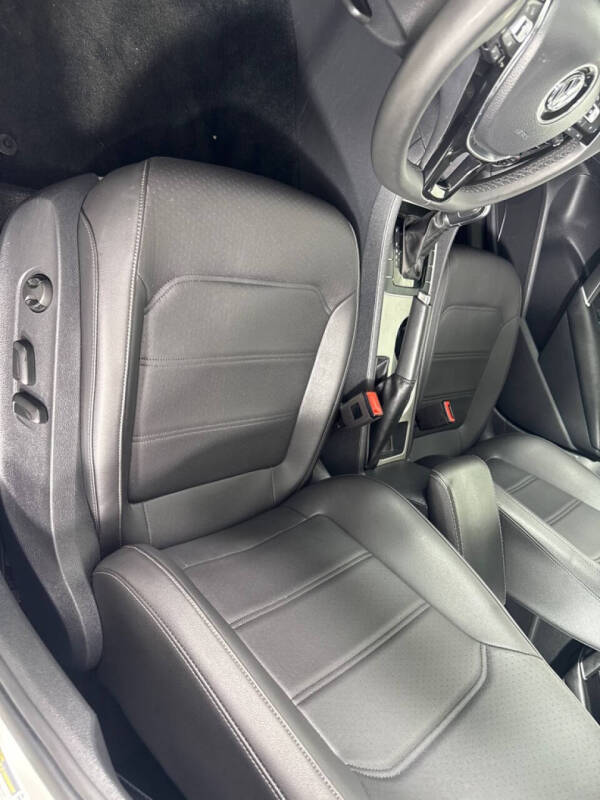 2021 Volkswagen Passat SE