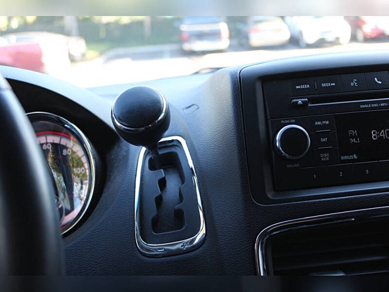 2016 Dodge Grand Caravan American Value Package