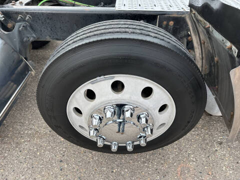 2021 International RH613