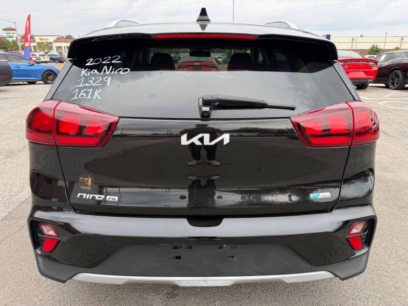 2022 Kia Niro LX
