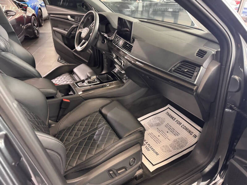 2024 Audi SQ5 3.0T quattro Premium Plus