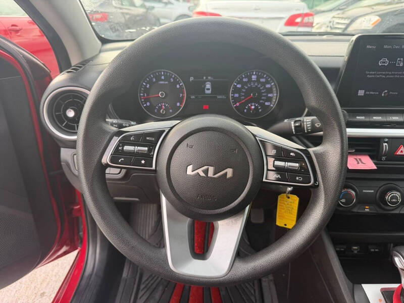 2023 Kia Forte LXS
